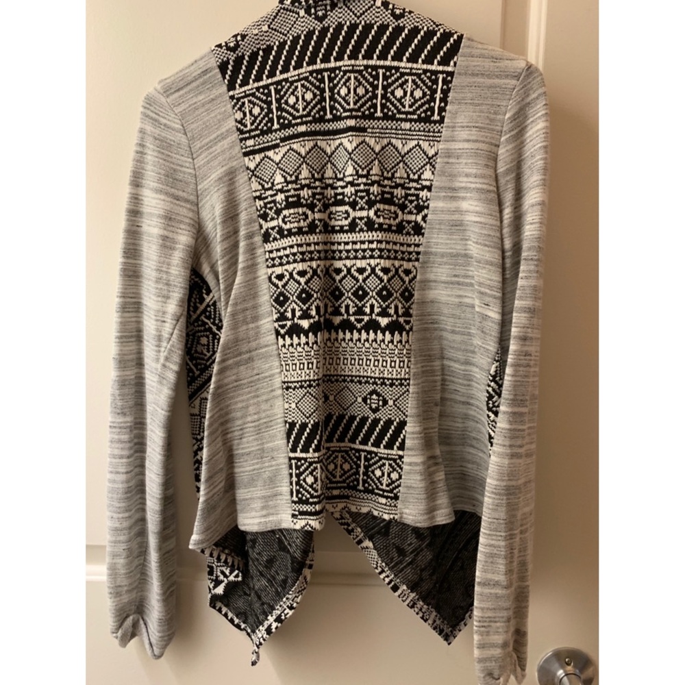 Patterned Open Cardigan - Picture 2 of 3